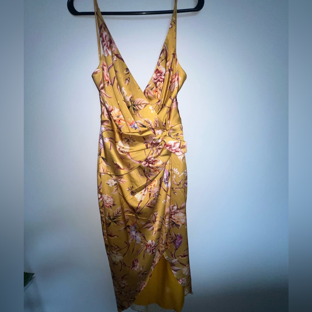 Express midi print wrap dress.